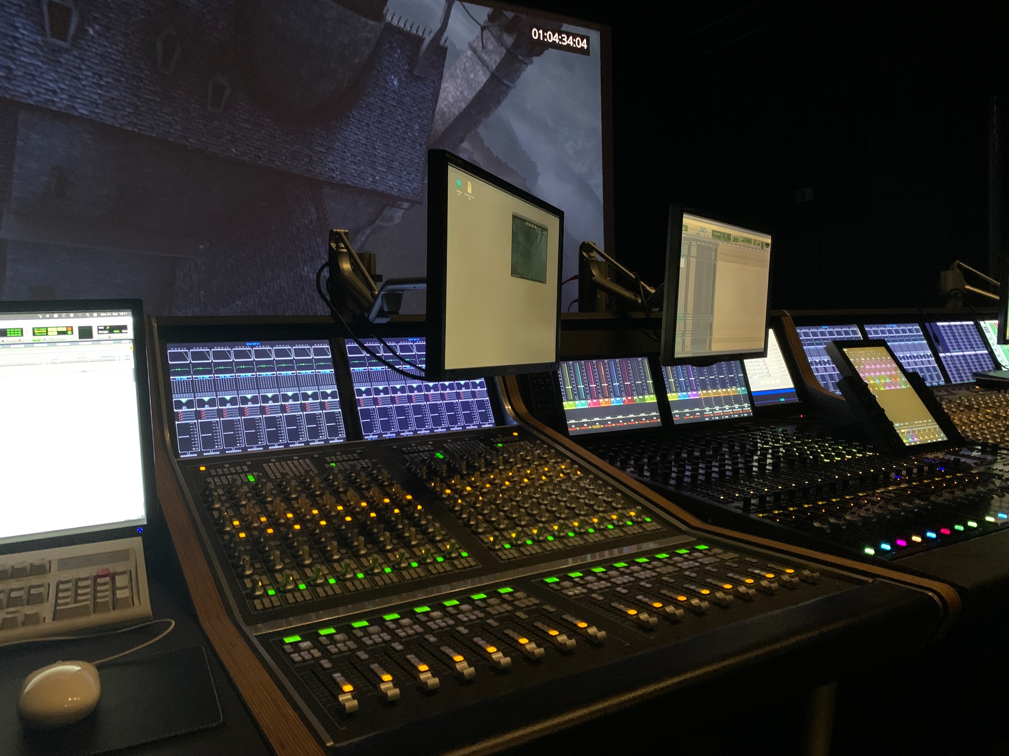 STITCHHEAD picture on screen during the final mix